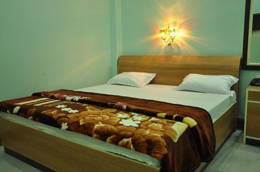 Hotel Kiran Palace Váránaszi Szoba fotó