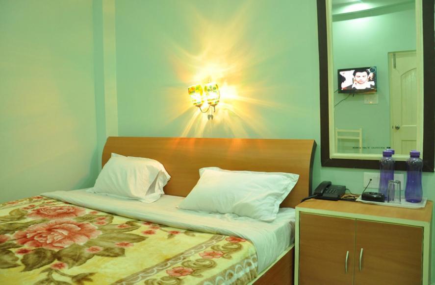 Hotel Kiran Palace Váránaszi Szoba fotó